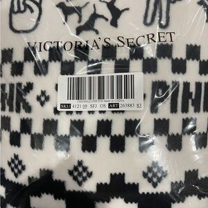Victoria's Secret Monochrome Cozy Blanket